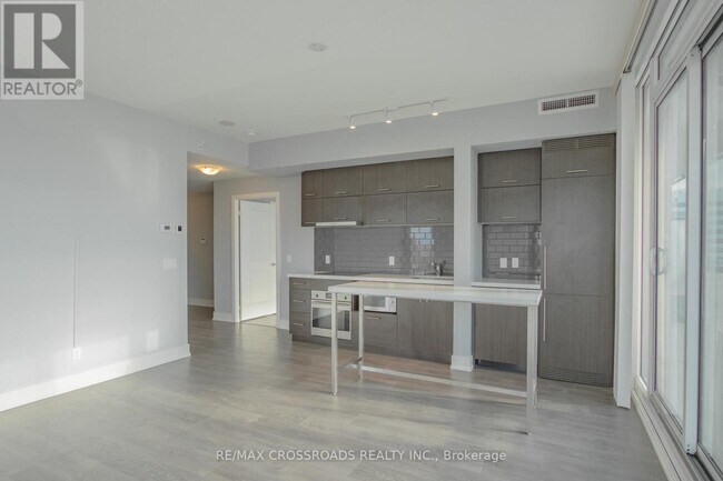 Photo - 8081 Birchmount Rd Unité 912