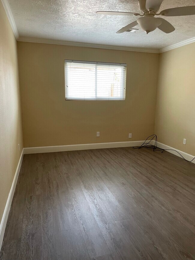 Photo - 6831 Wellwood Ct