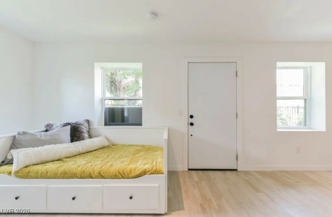 Photo - 715 S 3rd St Unit 9