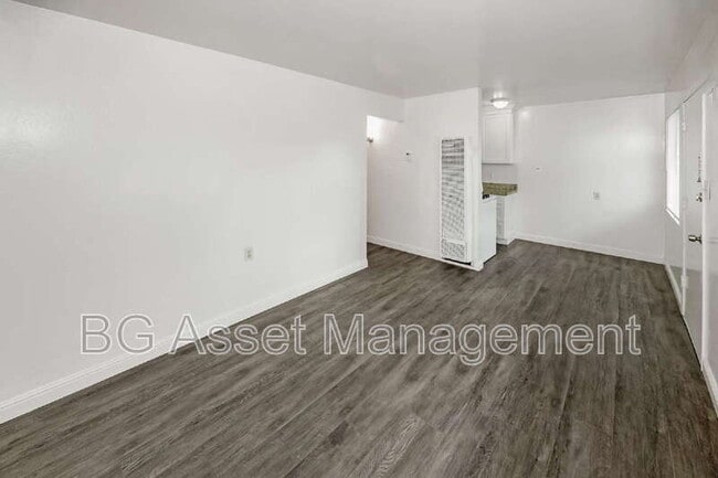 Photo - 1875 Powell St Unit 3