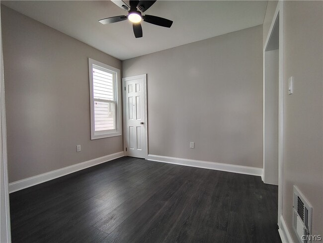 1539 Taylor Ave