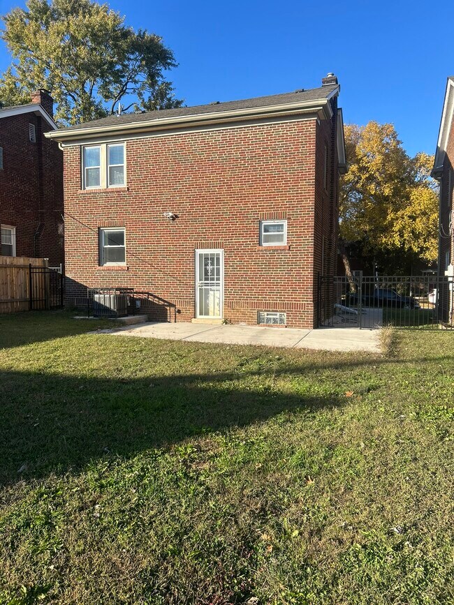 Photo - 6726 Chamberlain Ave