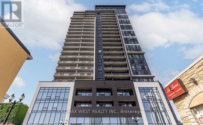 Photo - 15 Queen St S Unité 908