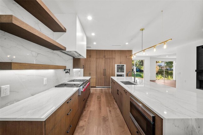 Photo - 2904 Westhill Dr