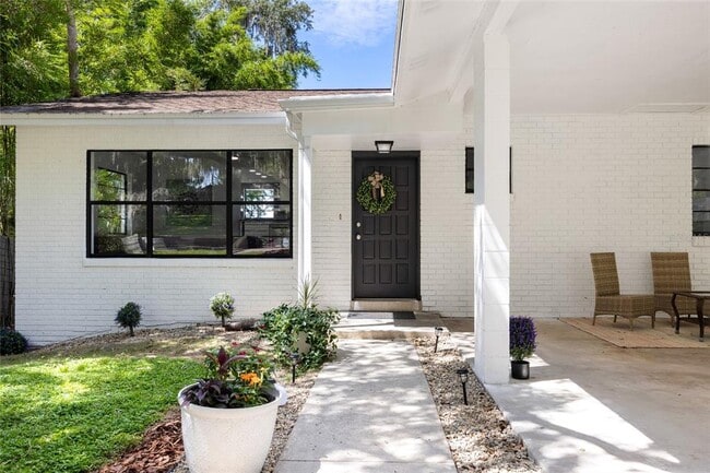 38 Live Oak Rd