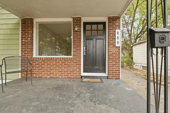 Photo - 168 S Weyant Ave