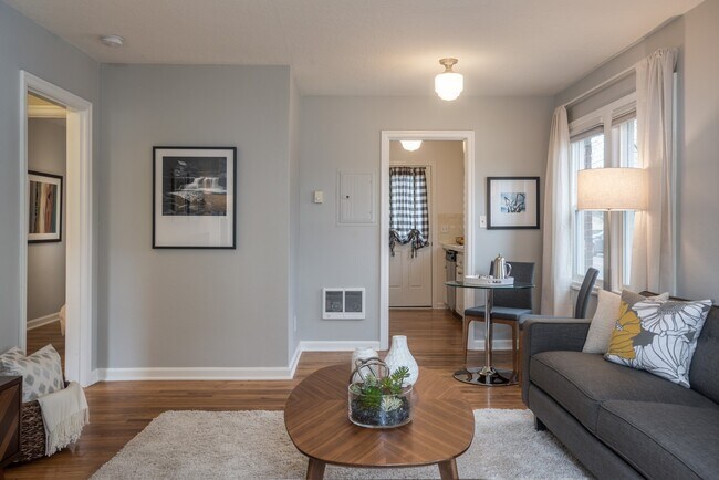 Photo - One bedroom - SE Sellwood/Moreland area