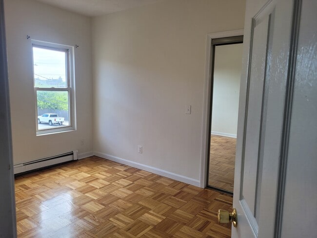 30 Courtland St Unit 2