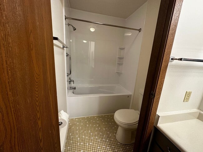 Photo - Spacious 1 Bedroom Condo with Pool Unit 103