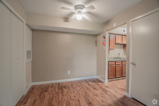 2HAB, 2BA - 950 ft² - Fountain Woods