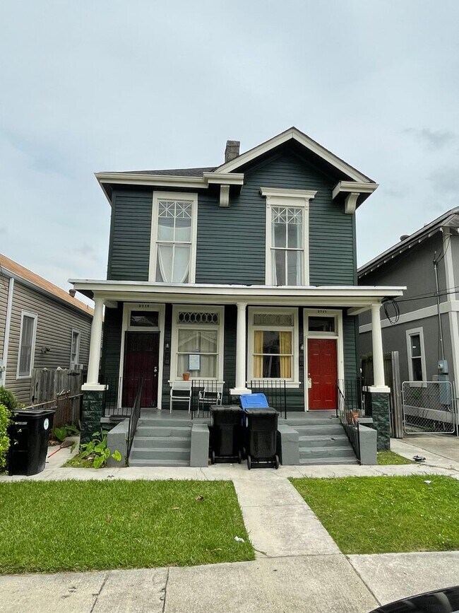 Building Photo - Charming 3 bedroom close to Freret Street, Uptown, Downtown and MORE!!!