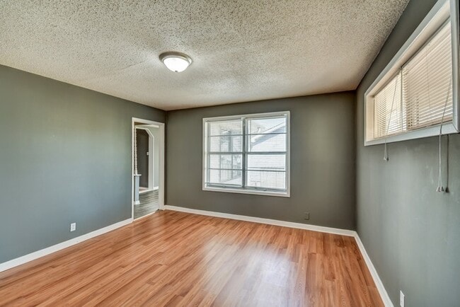 Photo - 1008 Minor Dr