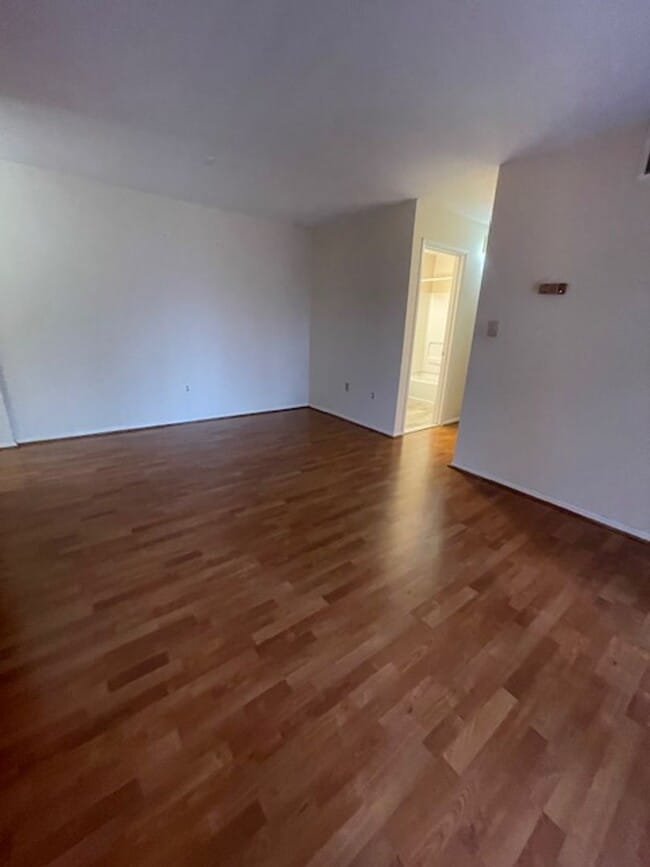 Photo - Top floor Condo is Gaithersburg Unit 302