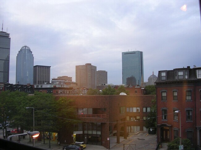 Photo - 459 Massachusetts Ave Unit 4