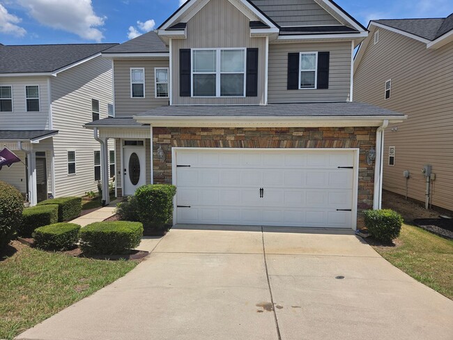 Photo - 632 Dunrobin Ln
