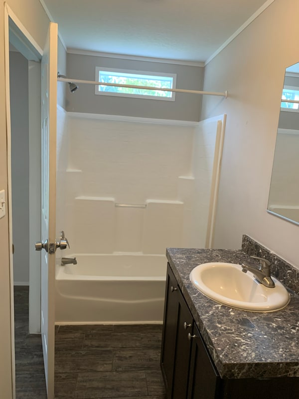 Photo - 4816 US-441 Unit 2