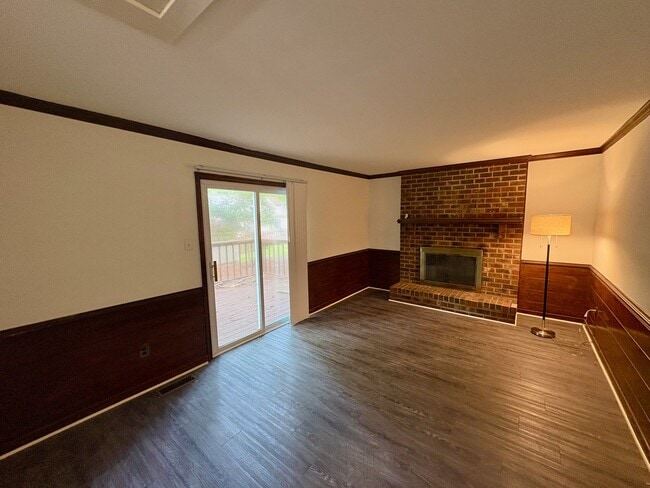 4815 Junilla Ln