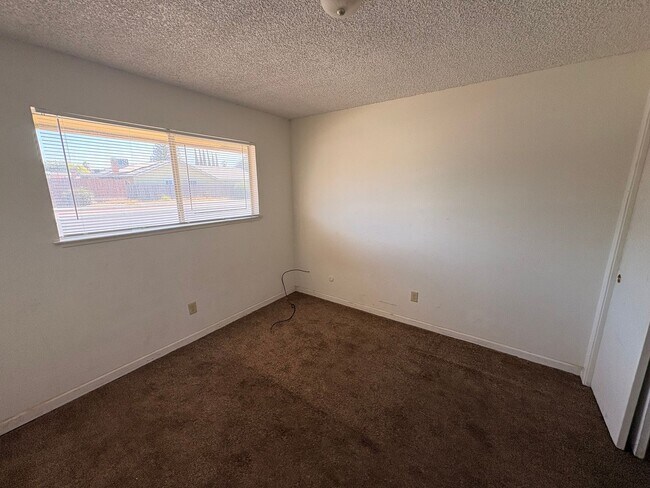 Photo - 2526-2532 W. Caldwell Ave. Unit 2528