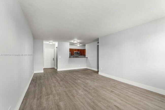 Photo - 1530 Crescent Cir Unit 8
