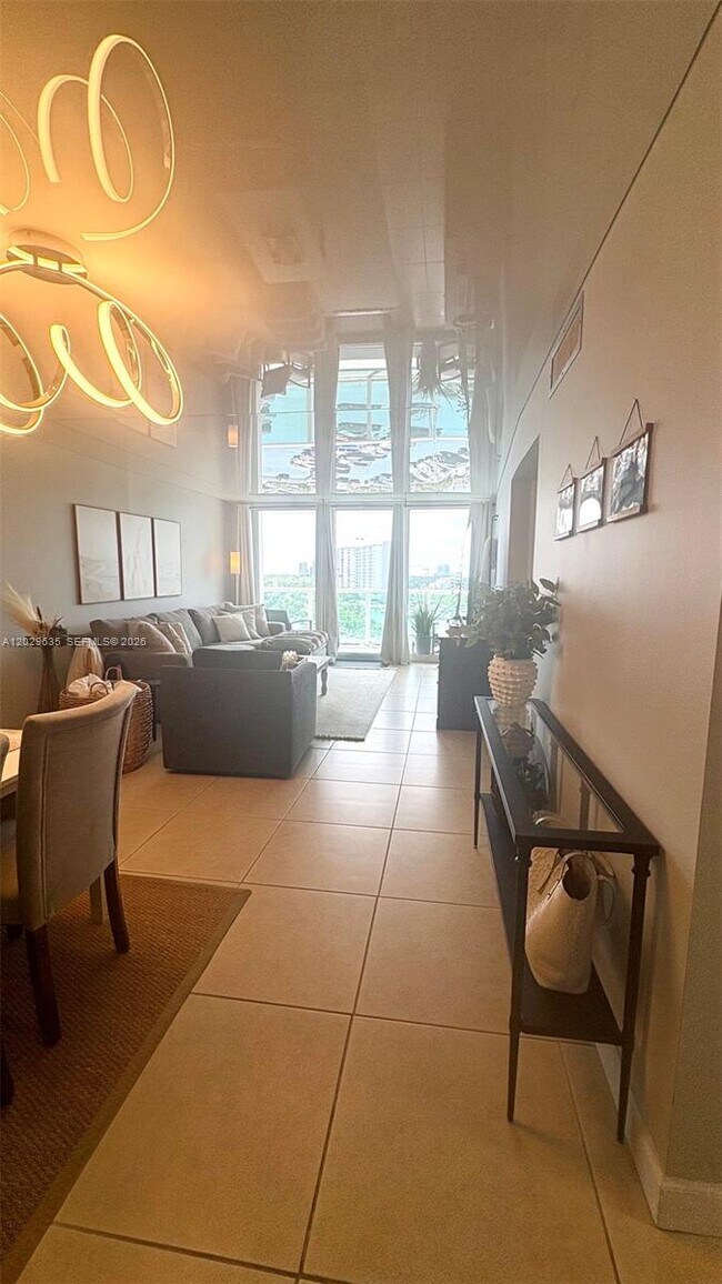 Photo - 100 Bayview Dr Unidad 703