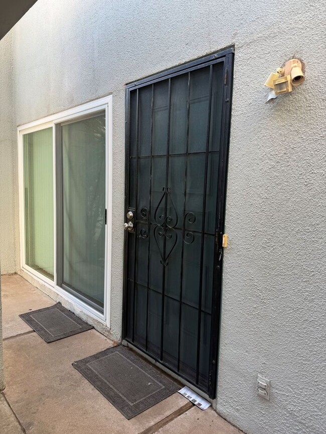 Photo - Townhome For Rent