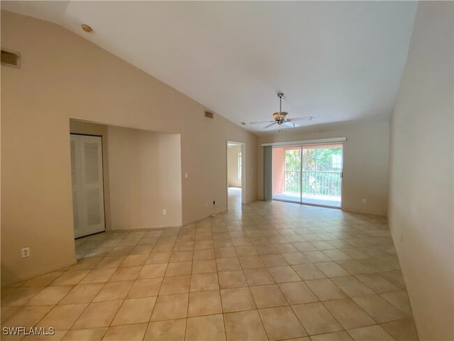 Building Photo - 28260 Pine Haven Way Unit 85 Rental