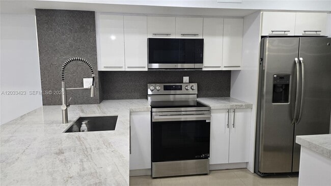 Building Photo - 2600 S University Dr Unit 229