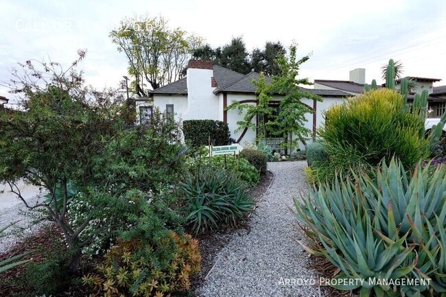 Photo - 3216 Brandon St