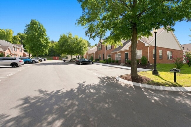 Photo - 1101 Downs Blvd
