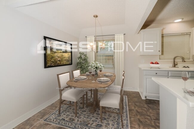 Photo - 1008 N 4th St