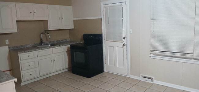 Photo - 11224 Oakland Ave