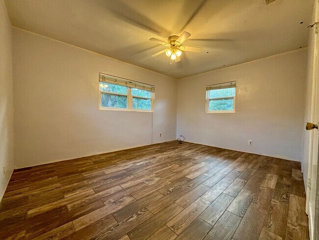 Photo - 415 Romana Unit R417