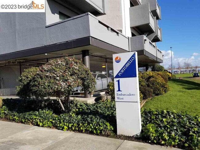 Building Photo - 1 Embarcadero- Rental