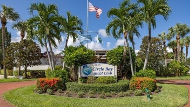 Building Photo - (55+) 1/1.5 WATERFRONT in Circle Bay Yacht Club
