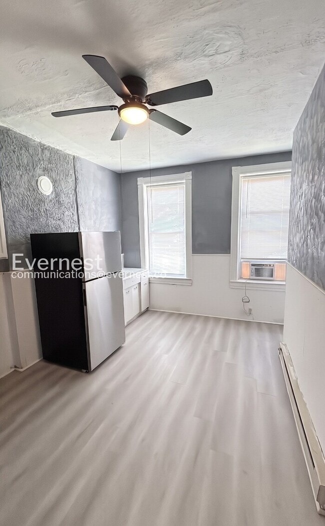 Photo - 3720 Fairview Ave