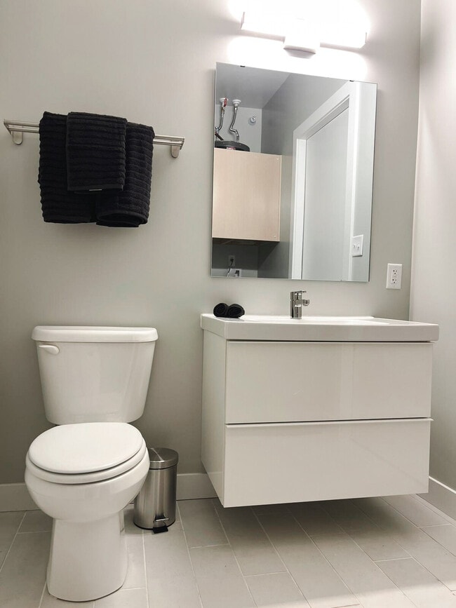 Photo - 2530 University Ave Unit SI ID1036850P