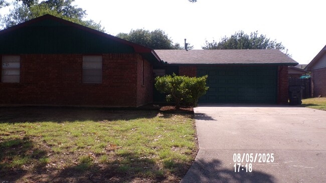 Photo - Fantastic Redo located in Terrace Hills.3r...