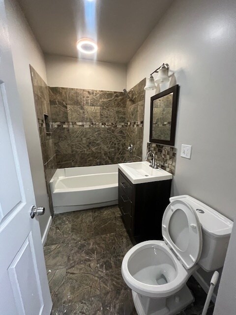 Photo - 259 Grove St Unidad 2