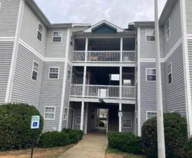 Photo - 2011 Wolfmill Dr Unit 301A