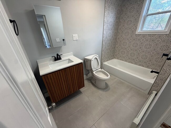 Photo - 89 Bostwick Ave Unit 2F