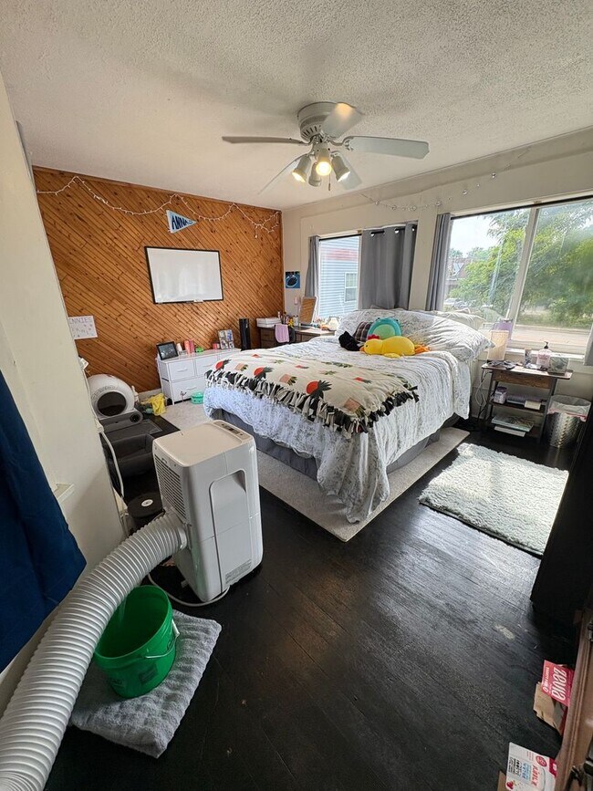 Photo - SE - 02 - Main St Unit 1129