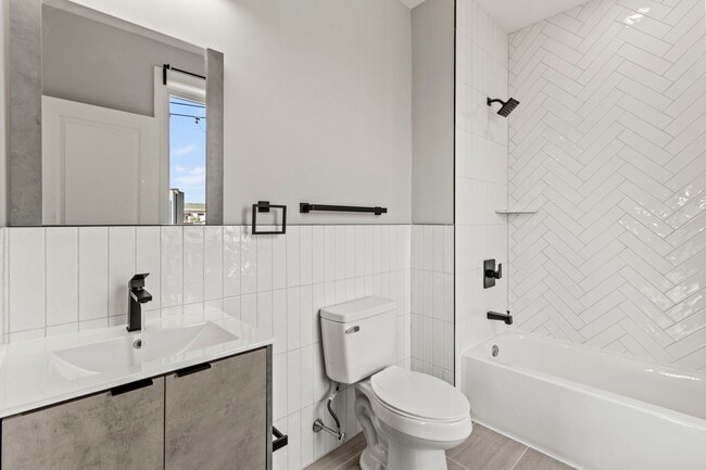 Photo - 2413 Frankford Ave