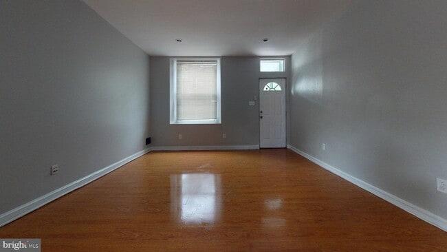 Photo - 125 W Rittenhouse St