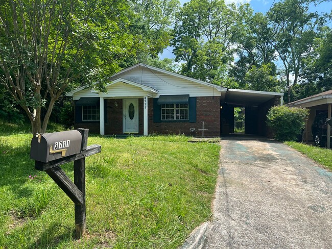 3 Bedroom 2 Bathroom Brick Home in West Tu... - 3 Bedroom 2 Bathroom Brick Home in West Tu...