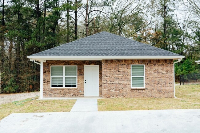3 bed 3 bath NEW CONSTRUCTION home available! - 3 bed 3 bath NEW CONSTRUCTION home available!