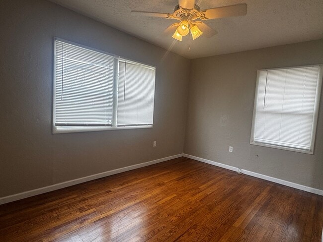 Photo - 2330 NW 35th St