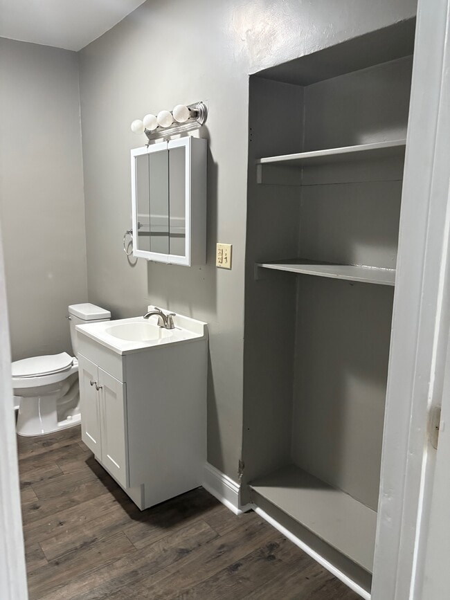 Photo - 652 Adams Ave Unidad Apartment 2