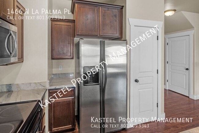 Photo - 1466 La Palma Pl