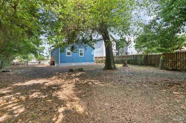 Photo - 418 N C St