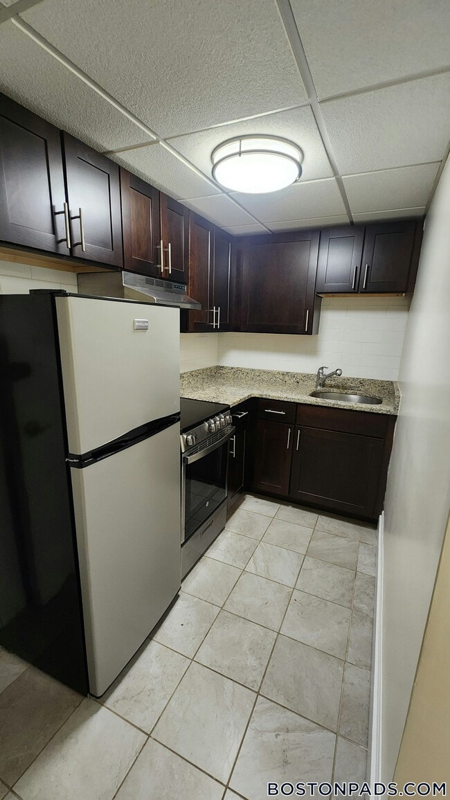 Building Photo - 62 Boylston St Unit 705 Rental